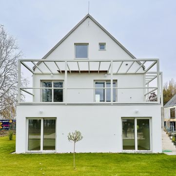 Eladó Lakás 8172 Balatonakarattya , Aligai utca