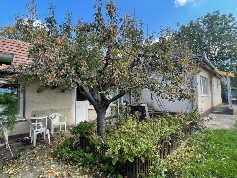 Eladó Ház 2483 Gárdony , 2484 Gárdony, Fürdő közelében