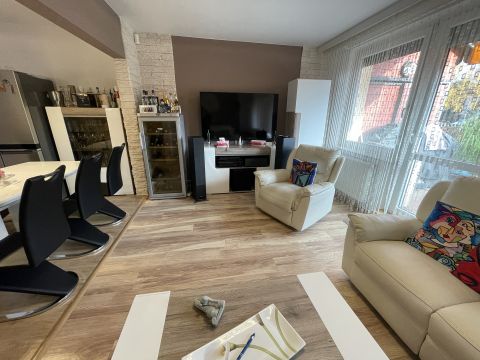 Eladó Ház 1151 Budapest 15. kerület 