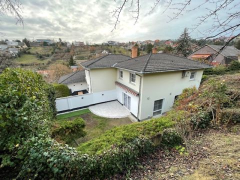 Kiadó Lakás 7635 Pécs 