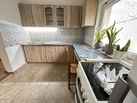 Eladó Ház 1204 Budapest 20. kerület , 42 nm nagyságú  ikerház kis kerttel eladó!