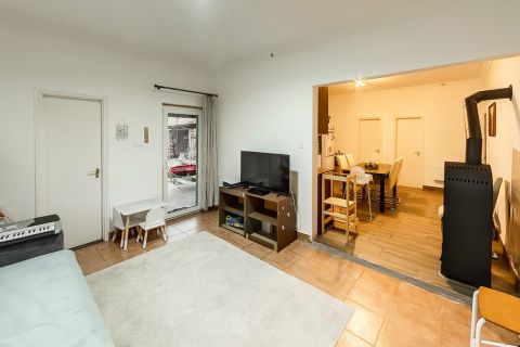 Eladó Ház 6080 Szabadszállás , nappali+2 szobás, nagy kertes ház