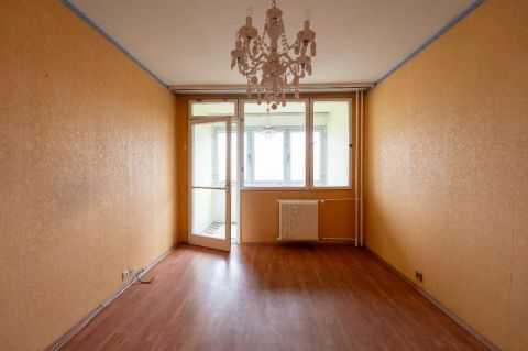 Eladó Lakás 1033 Budapest 3. kerület , 1033 Budapest 3, Flórián tér,Szentendrei út