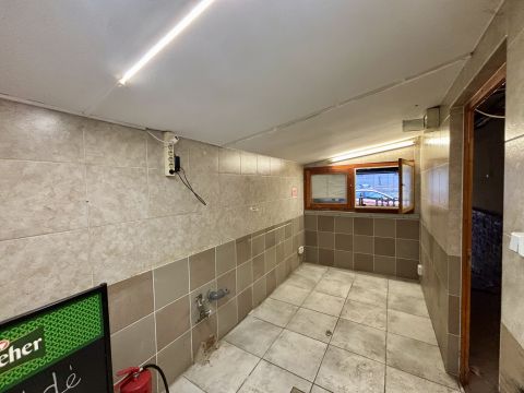 Eladó Vendéglátás 2500 Esztergom 