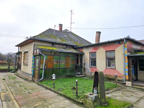 Eladó Ház 7918 Tótújfalu Dráva közelében családi ház rengeteg lehetőséggel