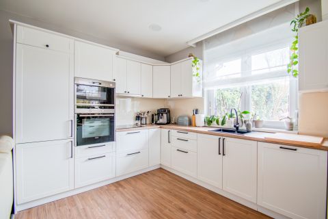 Eladó Ház 2142 Nagytarcsa Nagytarcsán modern ikerház-egy KÉSZ otthon