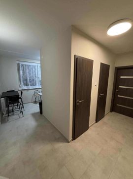 Kiadó Lakás 6000 Kecskemét 2 szobás, gépesített lakás