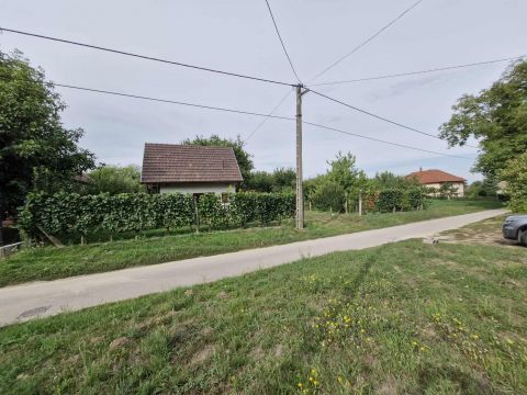 Eladó Ház 8093 Lovasberény 