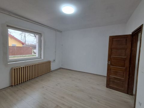 Eladó Ház 5000 Szolnok 