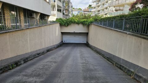 Kiadó Parkoló 1117 Budapest 11. kerület 