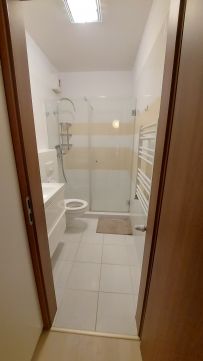 Kiadó Lakás 1138 Budapest 13. kerület Nappali+3 háló, 2 fürdő, nettó 95 nm, MARINA PART