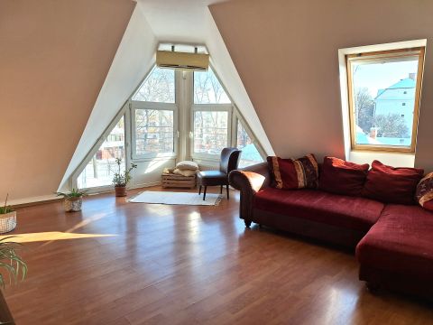 Eladó Lakás 6000 Kecskemét GYENES TÉRI PANORÁMÁVAL RENDELKEZŐ LAKÁS