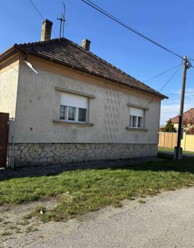 Eladó Ház 8500 Pápa 