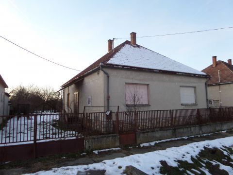 Eladó Ház 7968 Felsőszentmárton 