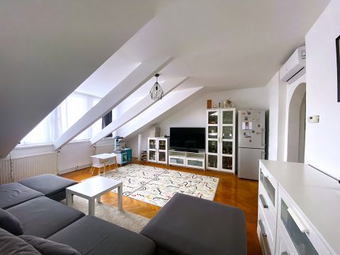 Eladó Lakás 7633 Pécs 