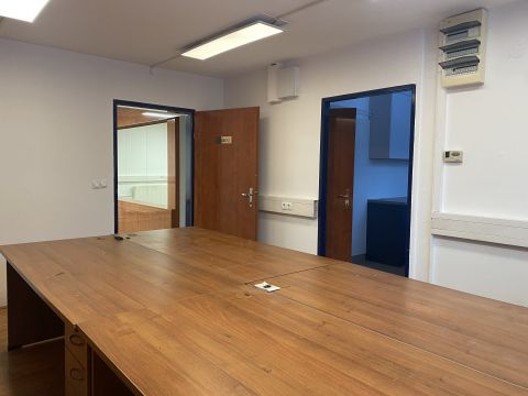 Eladó Ipari 9400 Sopron Ipari ingatlan eladó Sopron nyugati ipari övezetében!