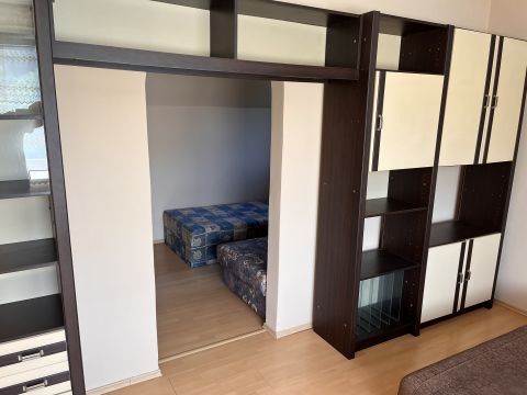 Eladó Lakás 2063 Óbarok 