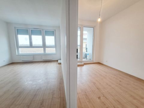 Eladó Lakás 1086 Budapest 8. kerület Azonnal költözhető, senki nam lakta még