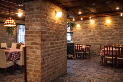 Eladó Üzlethelyiség 1048 Budapest 4. kerület 