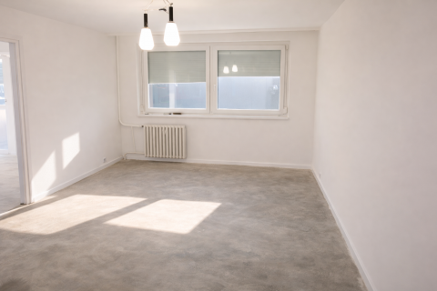 Eladó Lakás 6000 Kecskemét Kecskemét Arady Vértanúk terén 2 emeleti lakás eladó!