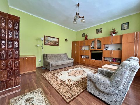 Eladó Lakás 1105 Budapest 10. kerület 