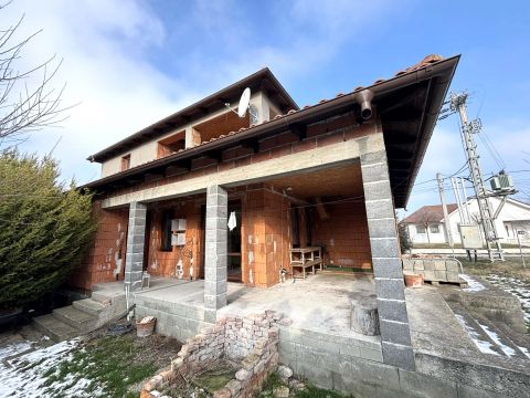 Eladó Ház 9225 Dunakiliti , József Attila utca környéke