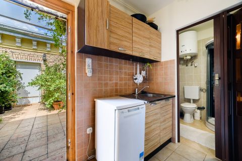 Kiadó Lakás 1051 Budapest 5. kerület 