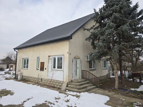 Eladó Ház 2030 Érd , BEFEJEZÉS ELŐTT SZÁMOS LEHETŐSÉGGEL