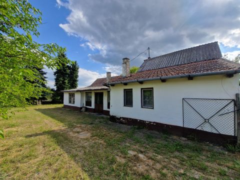 Eladó Ház 6500 Baja 