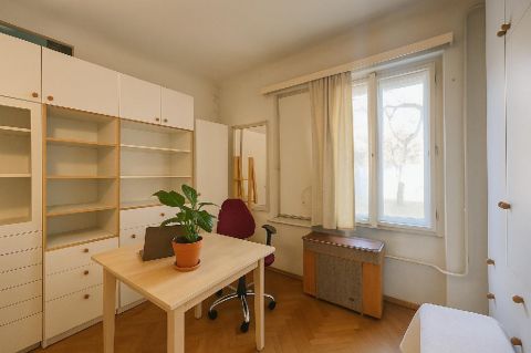 Eladó Lakás 1142 Budapest 14. kerület , 1142 Budapest 14, Kassai tér