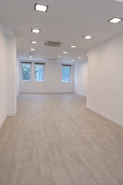 Eladó Üzlethelyiség 1094 Budapest 9. kerület 