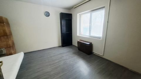 Eladó Ház 1097 Budapest 9. kerület Jó állapotú kertes házrész nyugodt környéken