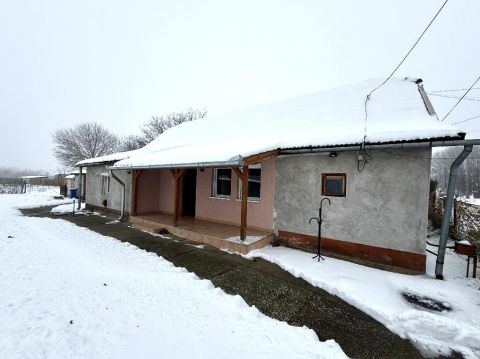 Eladó Ház 2769 Tápiószőlős , 2769 Tápiószőlős, Falu széle