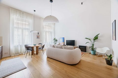 Eladó Lakás 1051 Budapest 5. kerület 