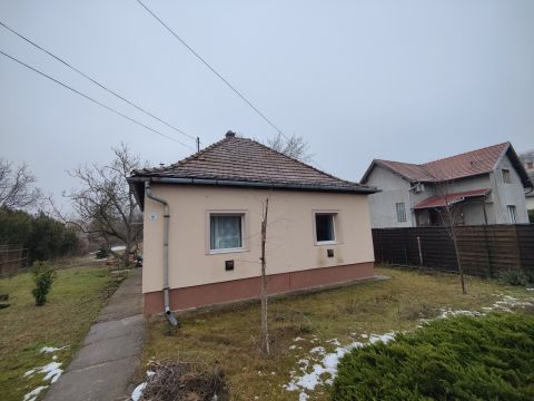 Eladó Ház 2162 Őrbottyán , Őrbottyánban 2 szobás családi ház eladó