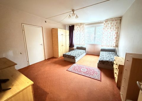 Kiadó Lakás 1108 Budapest 10. kerület Azonnal költözhető, első emeleti, 3 szobás lakás