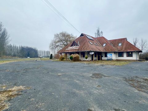 Eladó Vendéglátás 8771 Hahót , Hahót-Chaplin Csárda és Panzió