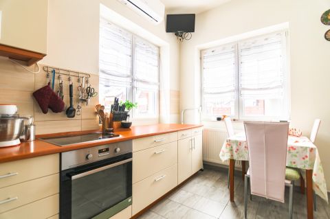 Eladó Ház 1039 Budapest 3. kerület 