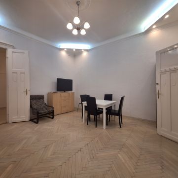 Kiadó Lakás 1053 Budapest 5. kerület 