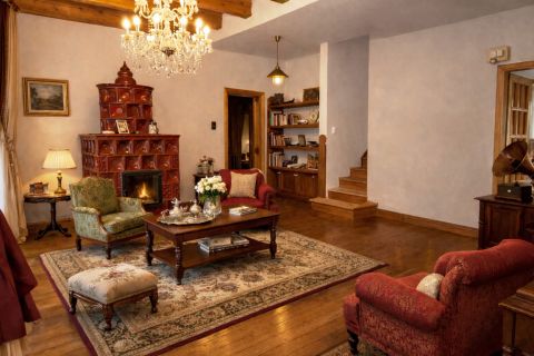 Eladó Ház 2094 Nagykovácsi , Központi helyen, az Arany János utca vonzáskörzetében 