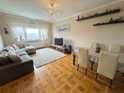 Eladó Lakás 4400 Nyíregyháza 