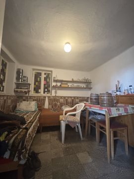 Eladó Ház 1224 Budapest 22. kerület Kis ház nagy telek, hatalmas lehetőség!