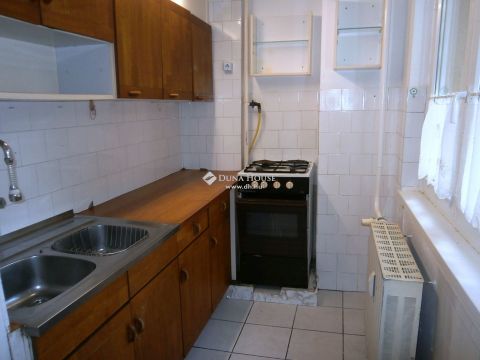 Kiadó Lakás 8000 Székesfehérvár 