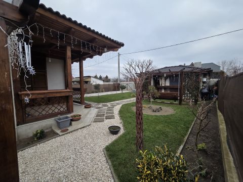 Eladó Ház 2310 Szigetszentmiklós , 2021-es építésű családi ház