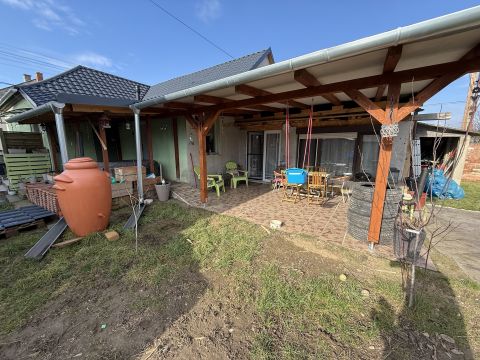 Eladó Ház 9707 Szombathely , Herény