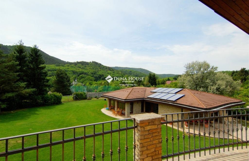 Eladó ház, Pilisszentiván