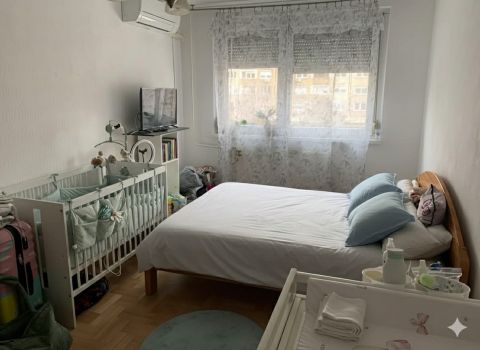 Eladó Lakás 1039 Budapest 3. kerület 