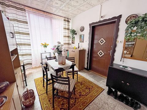 Eladó Lakás 9700 Szombathely , Derkovits városrészen 64 mm-es, kétszobás, erkélyes lakás