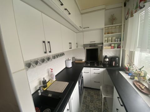 Eladó Lakás 2400 Dunaújváros Központhoz közel