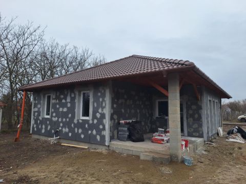 Eladó Ház 2340 Kiskunlacháza 